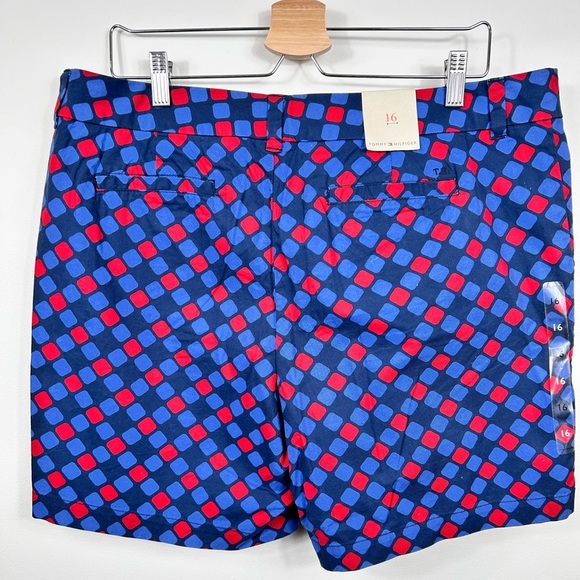 Tommy Hilfiger Bermuda shorts, 16, geometric checkered pattern, Preppy Coastal - Picture 6 of 6